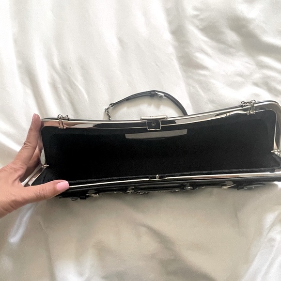 100% Authentic Vintage Christian Dior patent leather shoulder or clutch bag. - Picture 4 of 10